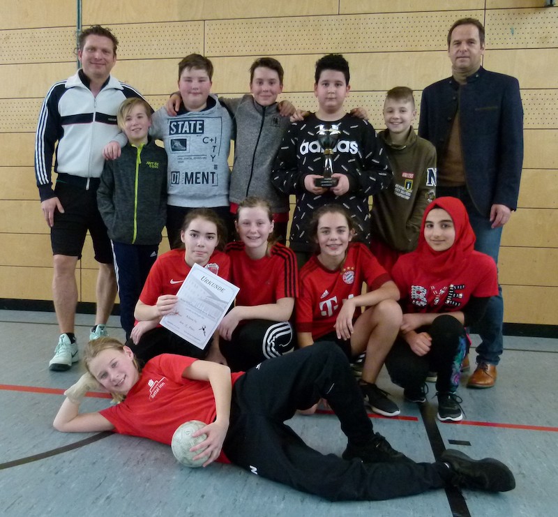 Foto Handballturnier der 6. Klassen Foto Handballturnier der 6. Klassen